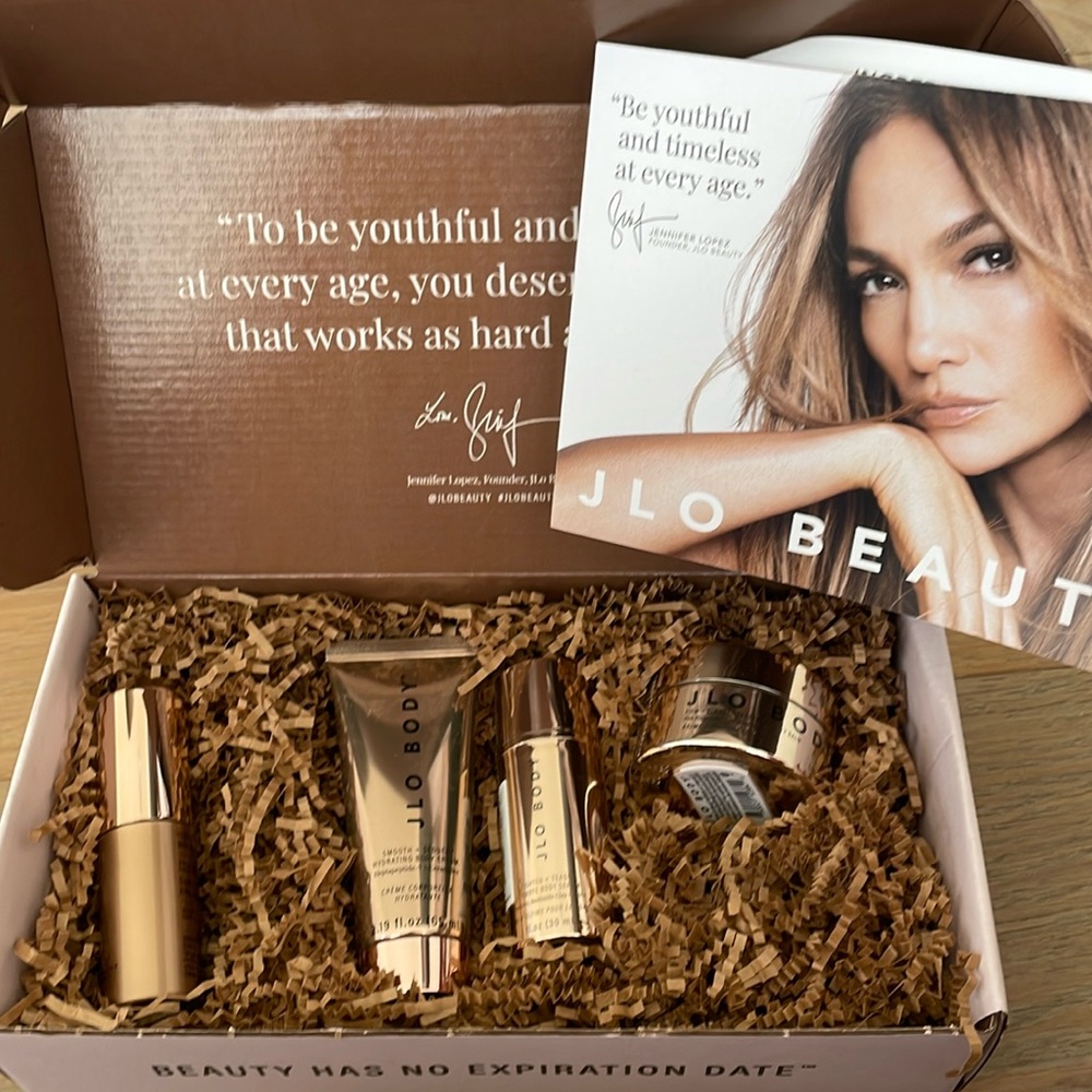 Jlo beauty body care set